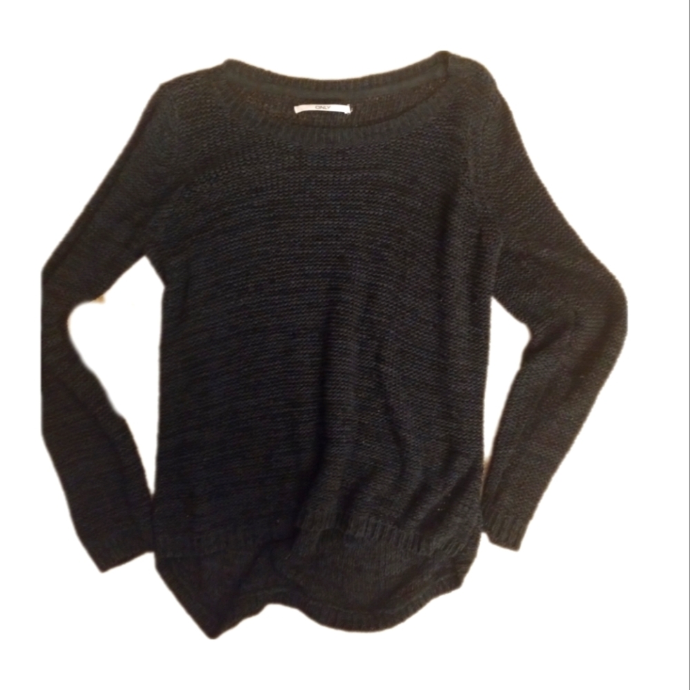 Black long sleeved knit sweater